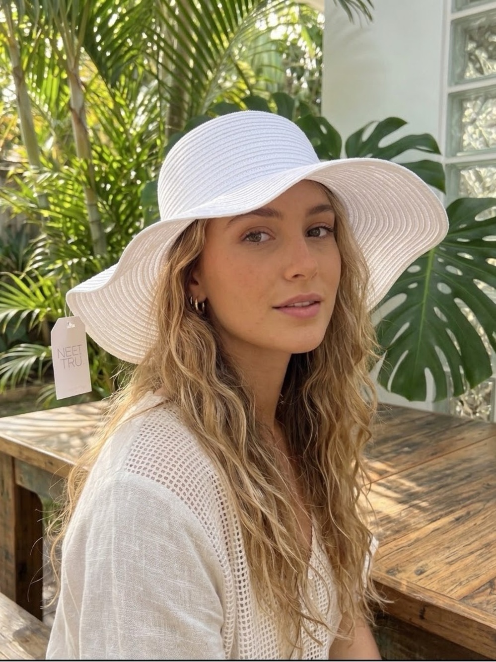NWT Time and Tru Wide-Brim Floppy Foldable Straw Sun Hat White OS Packable